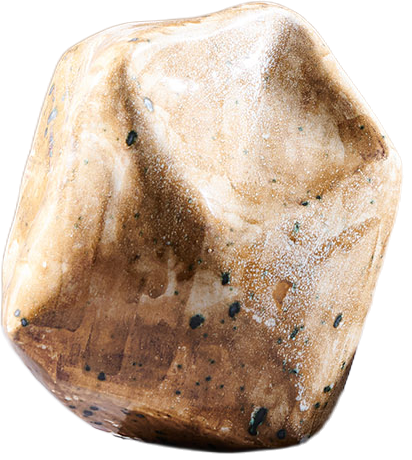 Due forme sfaccettate in ceramica: pietra smaltata e argento